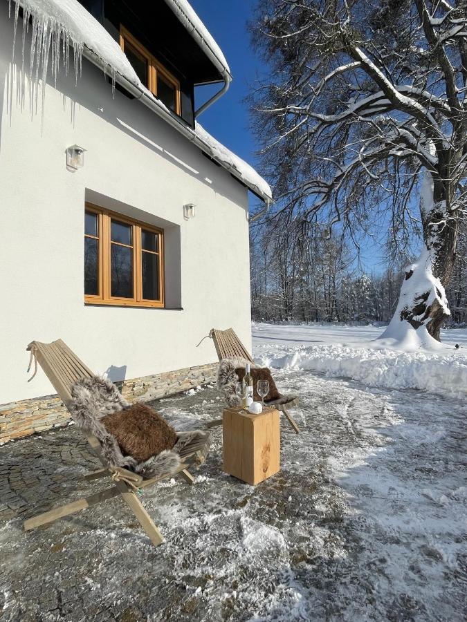 Nebesky 81 Villa Kuncice pod Ondrejnikem Bagian luar foto